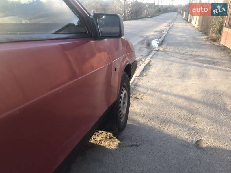Хэтчбек ВАЗ / Lada 2108 1990 в Жовкве