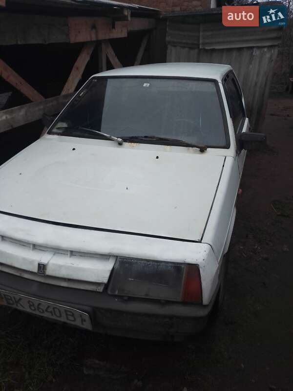 Хэтчбек ВАЗ / Lada 2108 1990 в Бершади