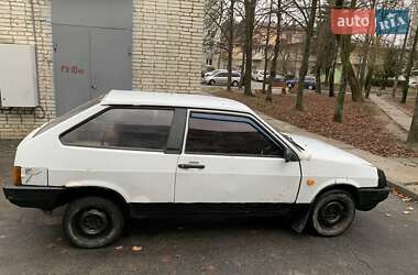 Хэтчбек ВАЗ / Lada 2108 1987 в Новояворовске