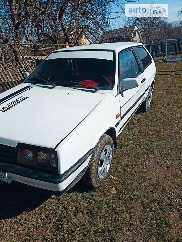 Хэтчбек ВАЗ / Lada 2108 1991 в Калуше