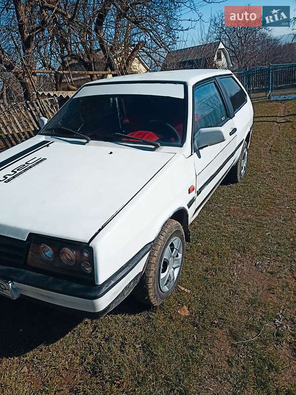 Хэтчбек ВАЗ / Lada 2108 1991 в Калуше