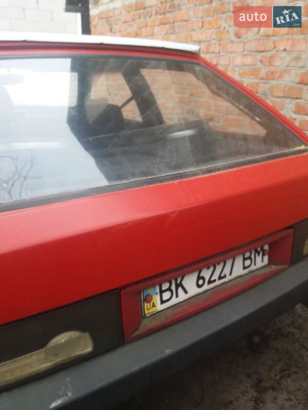 Хэтчбек ВАЗ / Lada 2108 1995 в Киверцах