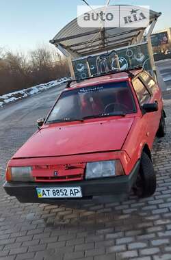 Хэтчбек ВАЗ / Lada 2108 1991 в Ивано-Франковске