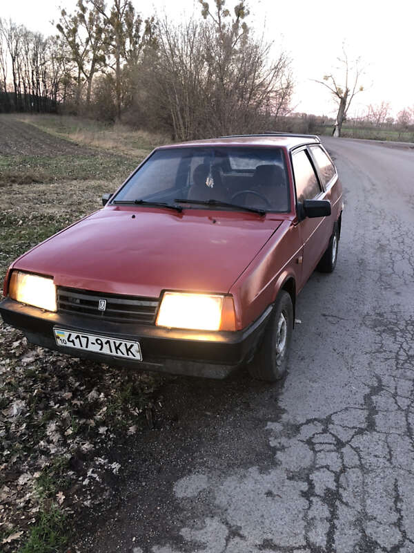 Хэтчбек ВАЗ / Lada 2108 1988 в Овруче
