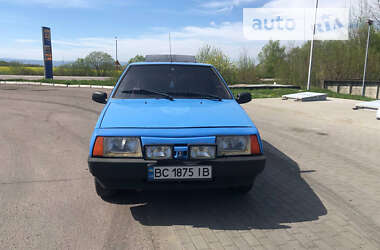 Хэтчбек ВАЗ / Lada 2108 1992 в Стрые