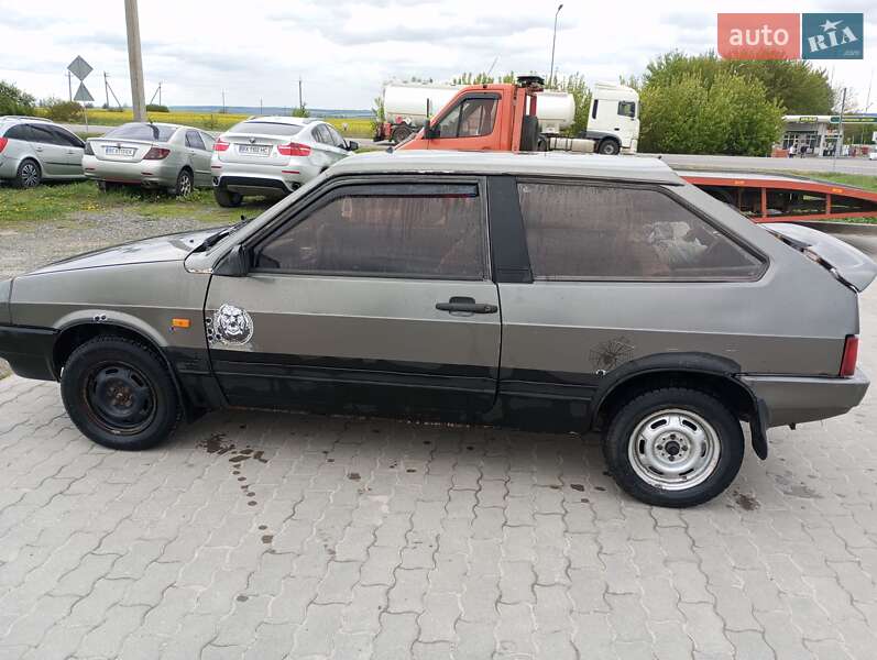 Хетчбек ВАЗ / Lada 2108 1991 в Ярмолинцях