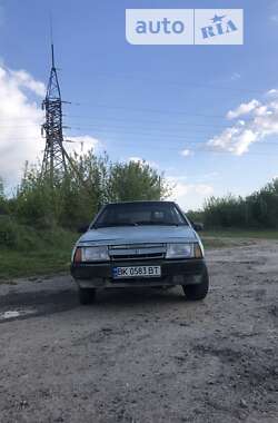 Хетчбек ВАЗ / Lada 2108 1991 в Рівному