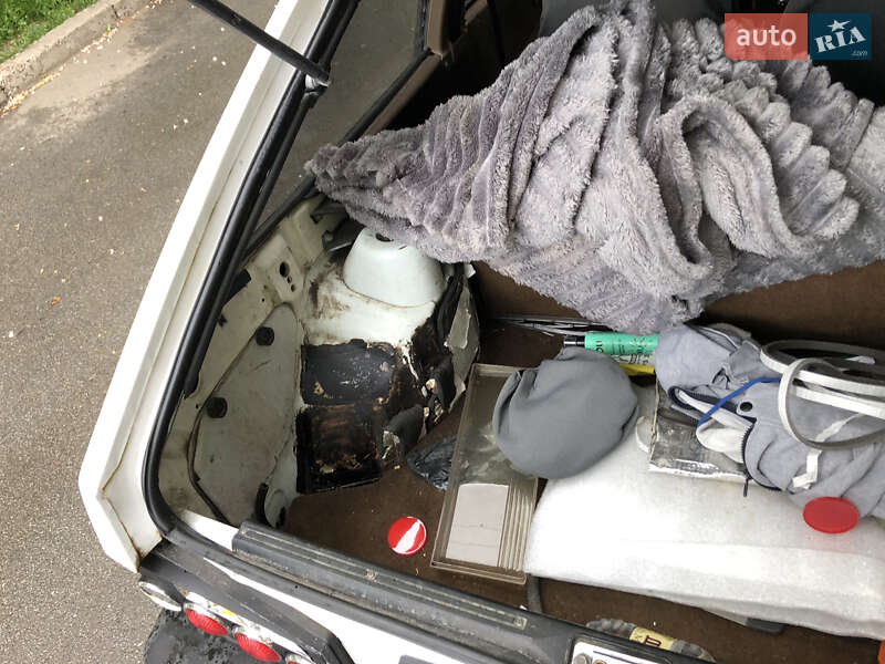 Хэтчбек ВАЗ / Lada 2108 1987 в Киеве