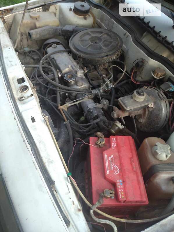 Хэтчбек ВАЗ / Lada 2108 1992 в Белогорье фото 4 Хэтчбек ВАЗ / Lada 2108 1992 в Белогорье