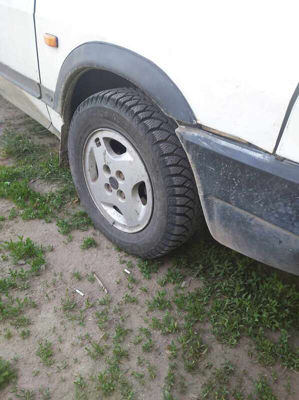 Хэтчбек ВАЗ / Lada 2108 1992 в Белогорье фото 3 Хэтчбек ВАЗ / Lada 2108 1992 в Белогорье