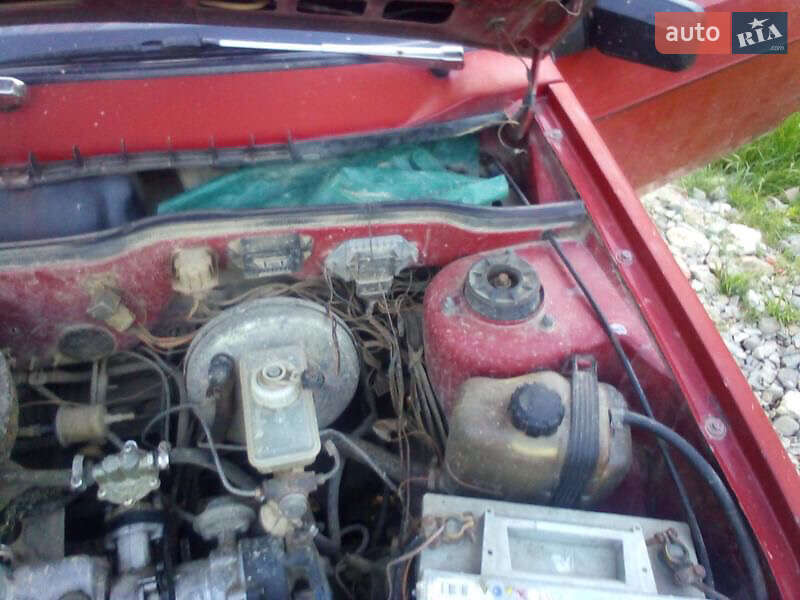Хэтчбек ВАЗ / Lada 2108 1995 в Черновцах фото 5 Хэтчбек ВАЗ / Lada 2108 1995 в Черновцах