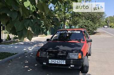 Хэтчбек ВАЗ / Lada 2108 1991 в Килии