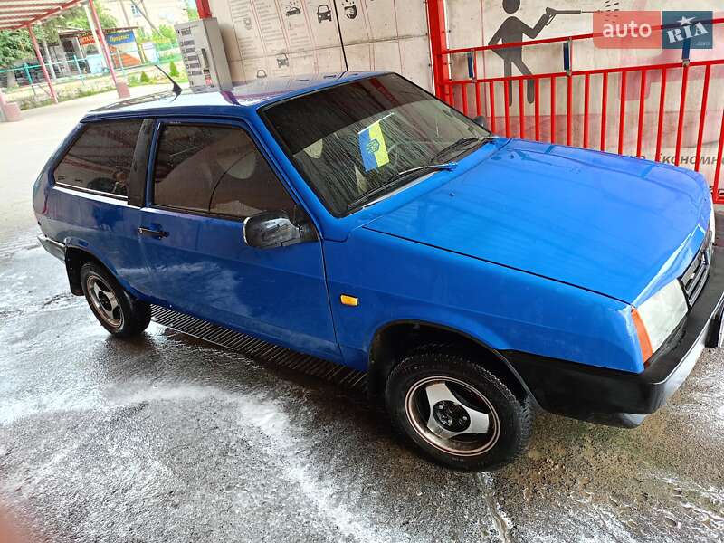 Хэтчбек ВАЗ / Lada 2108 1987 в Тростянце