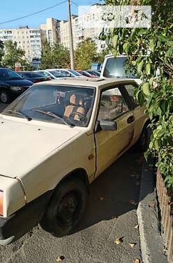 Хетчбек ВАЗ / Lada 2108 1985 в Києві