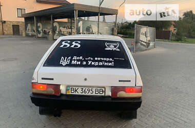 Хетчбек ВАЗ / Lada 2108 1988 в Жовкві