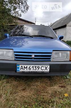 Хэтчбек ВАЗ / Lada 2108 1994 в Житомире