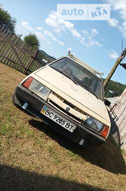 Хетчбек ВАЗ / Lada 2108 1988 в Східниці