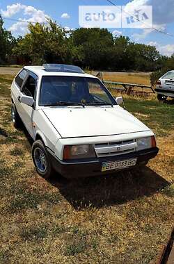 Хетчбек ВАЗ / Lada 2108 1992 в Миколаєві