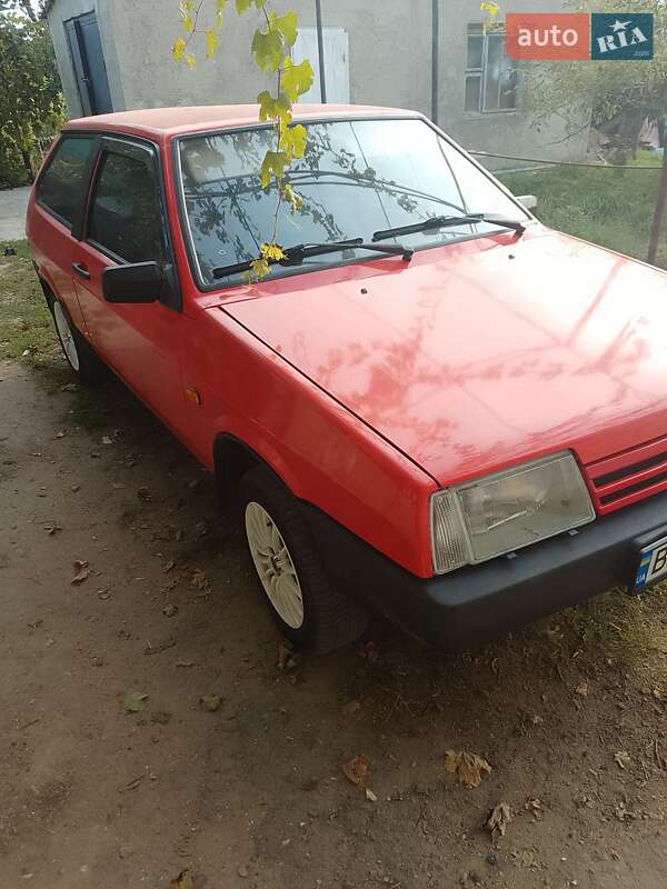 Хэтчбек ВАЗ / Lada 2108 1992 в Одессе