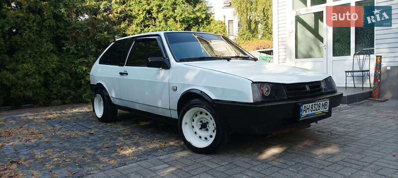 Хэтчбек ВАЗ / Lada 2108 1987 в Киеве