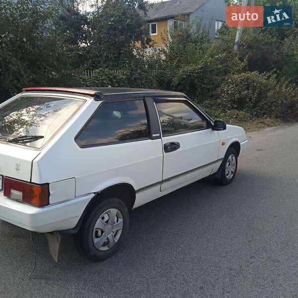 Хэтчбек ВАЗ / Lada 2108 1990 в Обухове