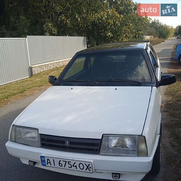 Хэтчбек ВАЗ / Lada 2108 1990 в Киеве