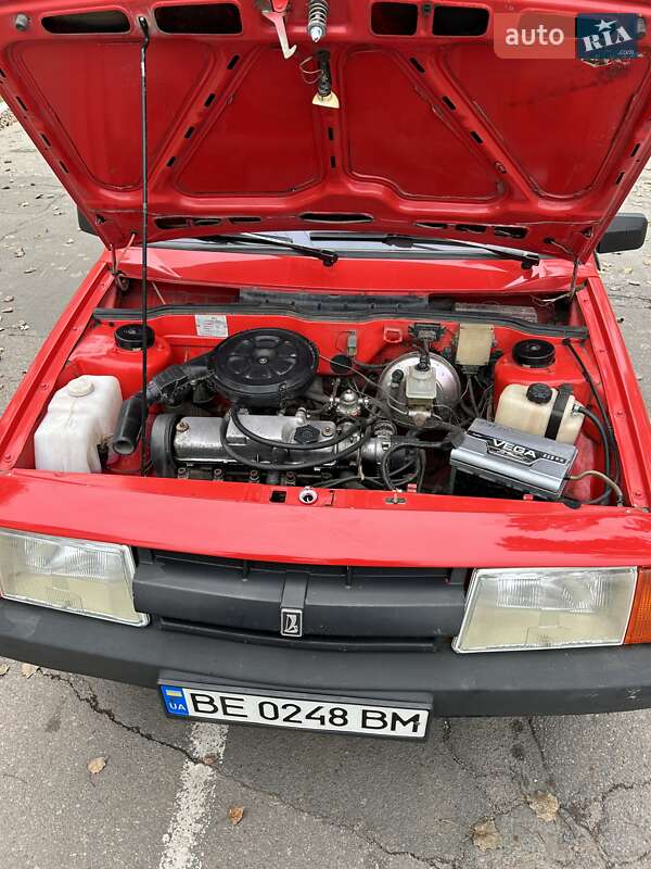 Хэтчбек ВАЗ / Lada 2108 1987 в Первомайске