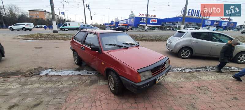 Хэтчбек ВАЗ / Lada 2108 1993 в Житомире