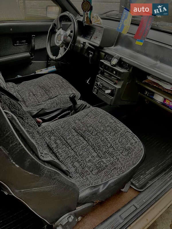 Хетчбек ВАЗ / Lada 2108 1987 в Стрию