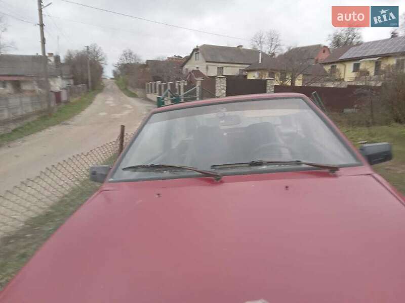 Хэтчбек ВАЗ / Lada 2108 1993 в Тернополе