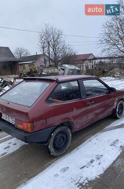 Хэтчбек ВАЗ / Lada 2108 1992 в Бурштыне