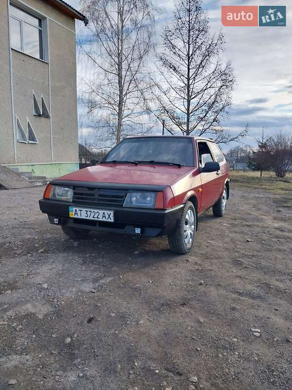 Хэтчбек ВАЗ / Lada 2108 1992 в Богородчанах