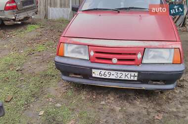 Хэтчбек ВАЗ / Lada 2108 1987 в Саврани