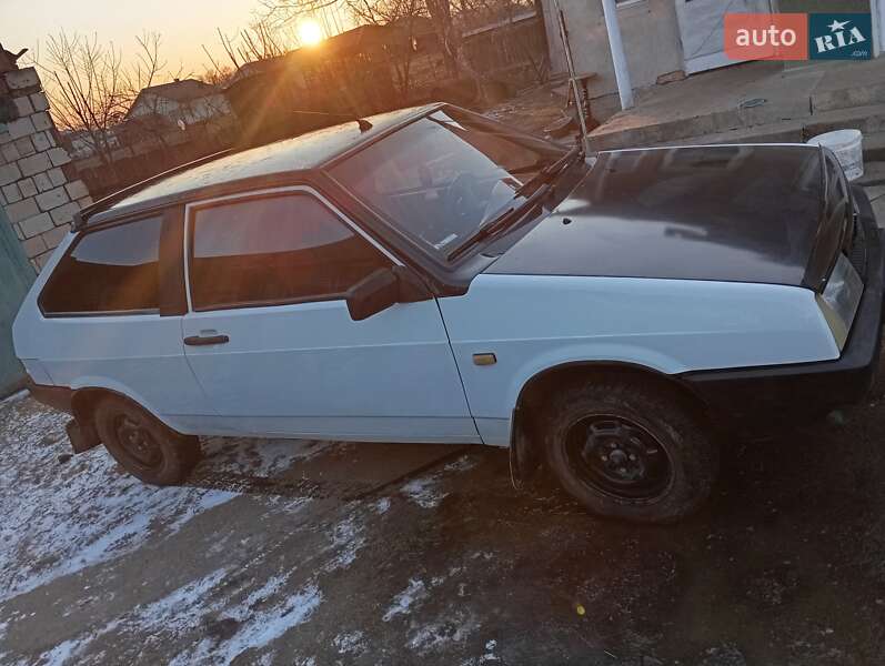 Хэтчбек ВАЗ / Lada 2108 1994 в Черновцах