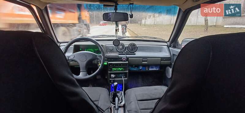 Хэтчбек ВАЗ / Lada 2108 1990 в Львове фото 9 Хэтчбек ВАЗ / Lada 2108 1990 в Львове