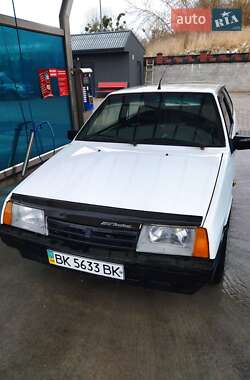 Хэтчбек ВАЗ 2108 1990 в 