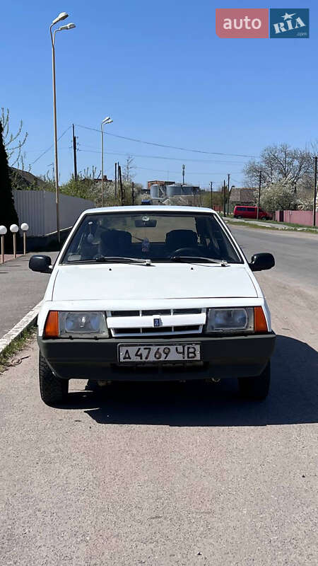 Хэтчбек ВАЗ 2108 1990 в 