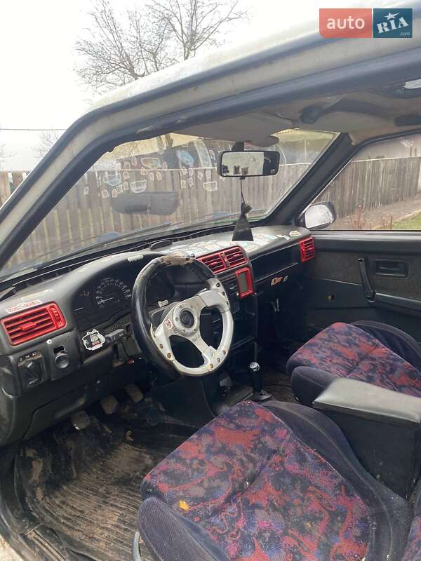 Хетчбек ВАЗ / Lada 2108 1993 в Черкасах