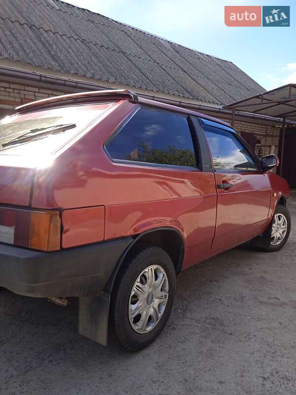 Хетчбек ВАЗ / Lada 2108 1992 в Сумах