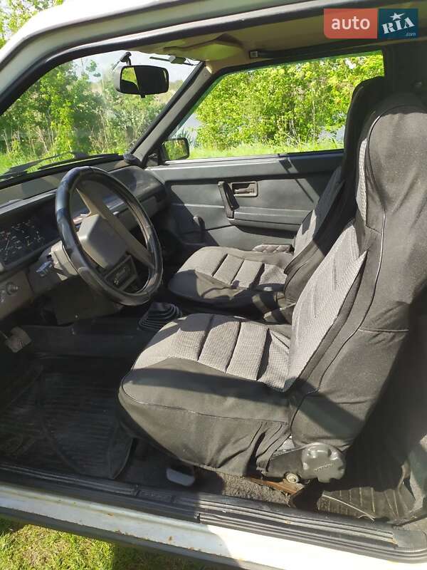 Хетчбек ВАЗ / Lada 2108 1990 в Миргороді