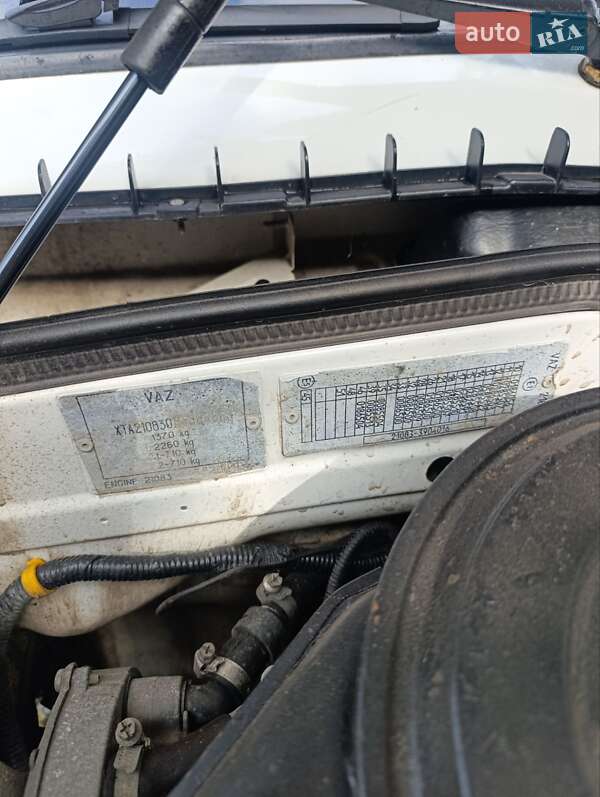 Хэтчбек ВАЗ / Lada 2108 1991 в Конотопе