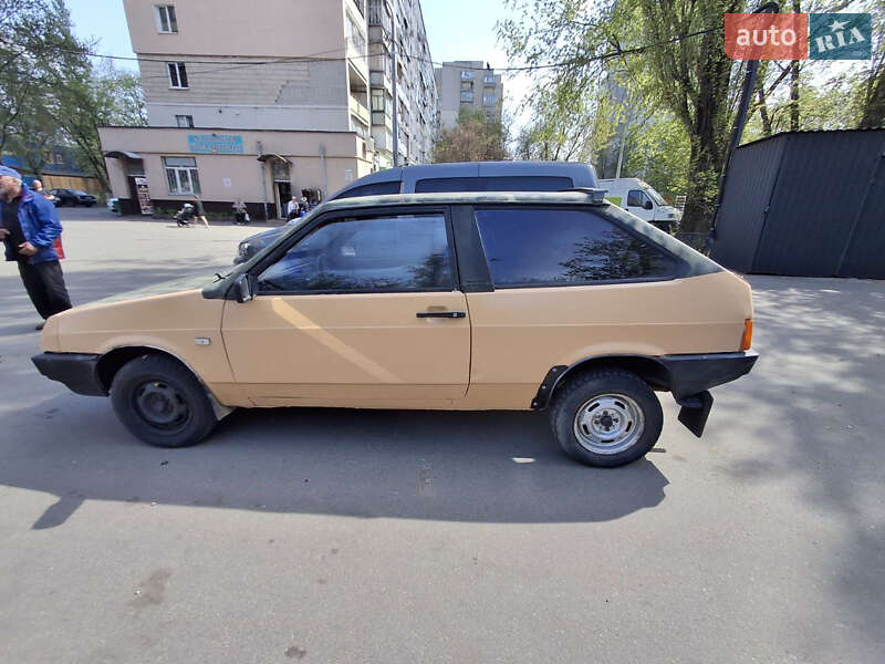 Хэтчбек ВАЗ / Lada 2108 1987 в Киеве