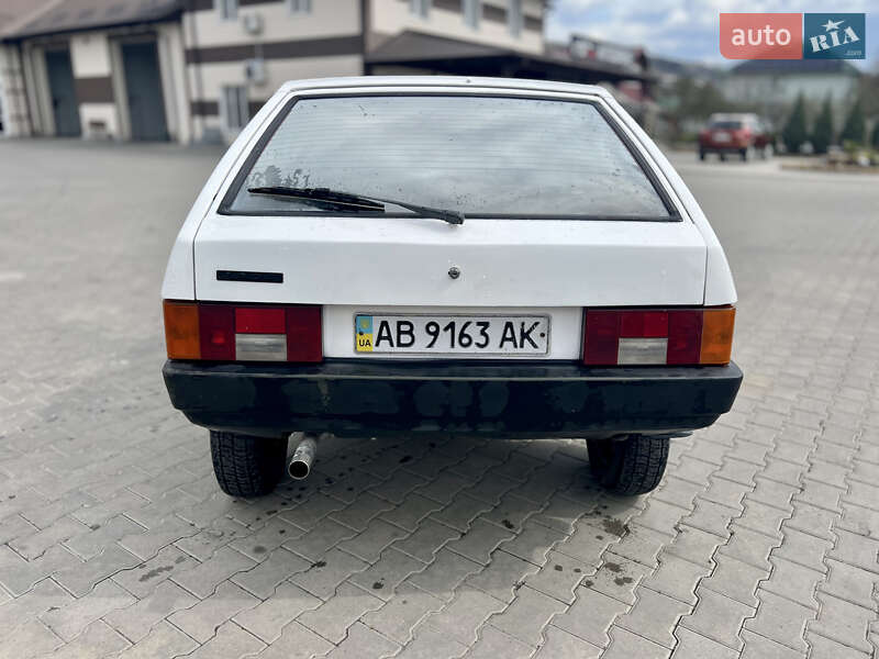 Хетчбек ВАЗ / Lada 2108 1988 в Могилів-Подільському