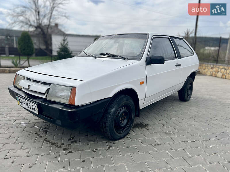 Хетчбек ВАЗ / Lada 2108 1988 в Могилів-Подільському