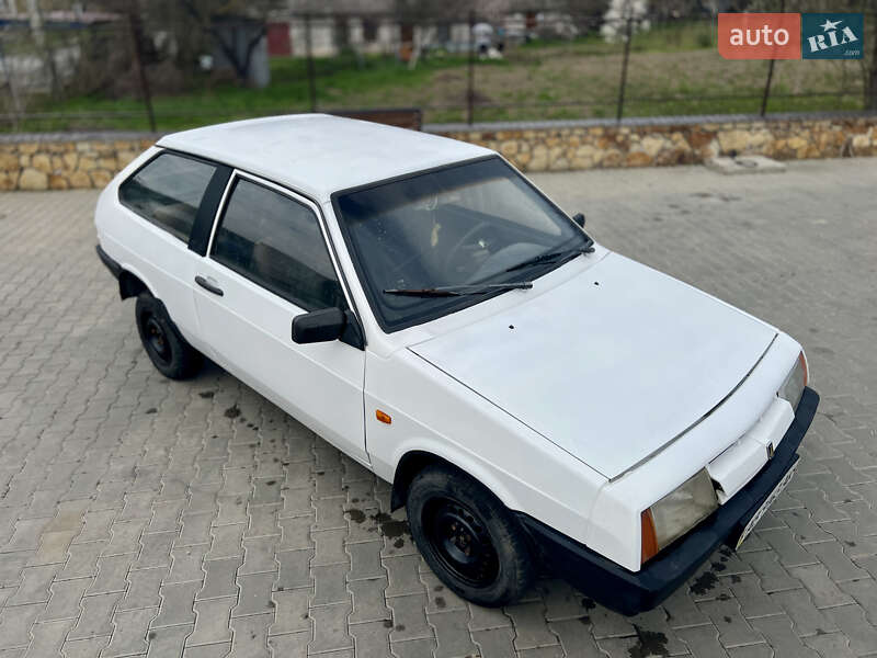 Хетчбек ВАЗ / Lada 2108 1988 в Могилів-Подільському