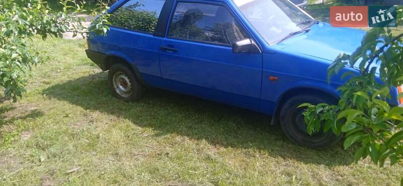 Хэтчбек ВАЗ / Lada 2108 1994 в Чернигове фото 2 Хэтчбек ВАЗ / Lada 2108 1994 в Чернигове