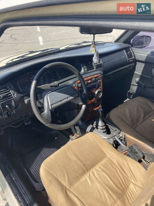 Хэтчбек ВАЗ / Lada 2108 1988 в Запорожье