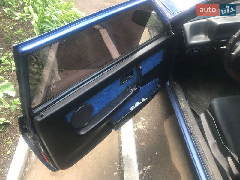 Хэтчбек ВАЗ / Lada 2108 1988 в Кривом Роге