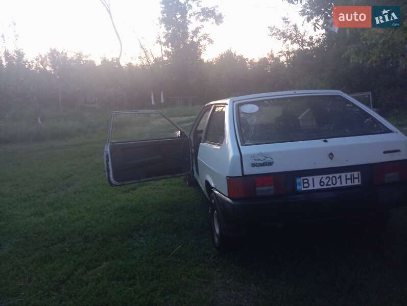 Хетчбек ВАЗ / Lada 2108 1992 в Чугуєві