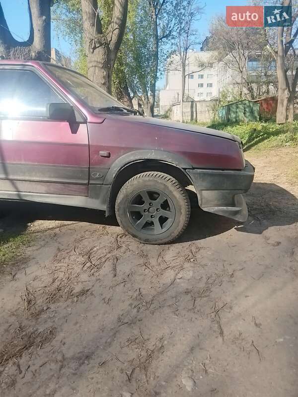 Хетчбек ВАЗ 2108 1996 в 